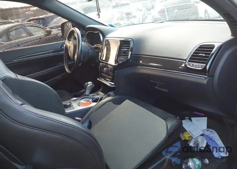 2019 Jeep Grand Cherokee Trailhawk 4X4 z USA, uszkodzony, nr VIN 1C4RJFLG7KC683722